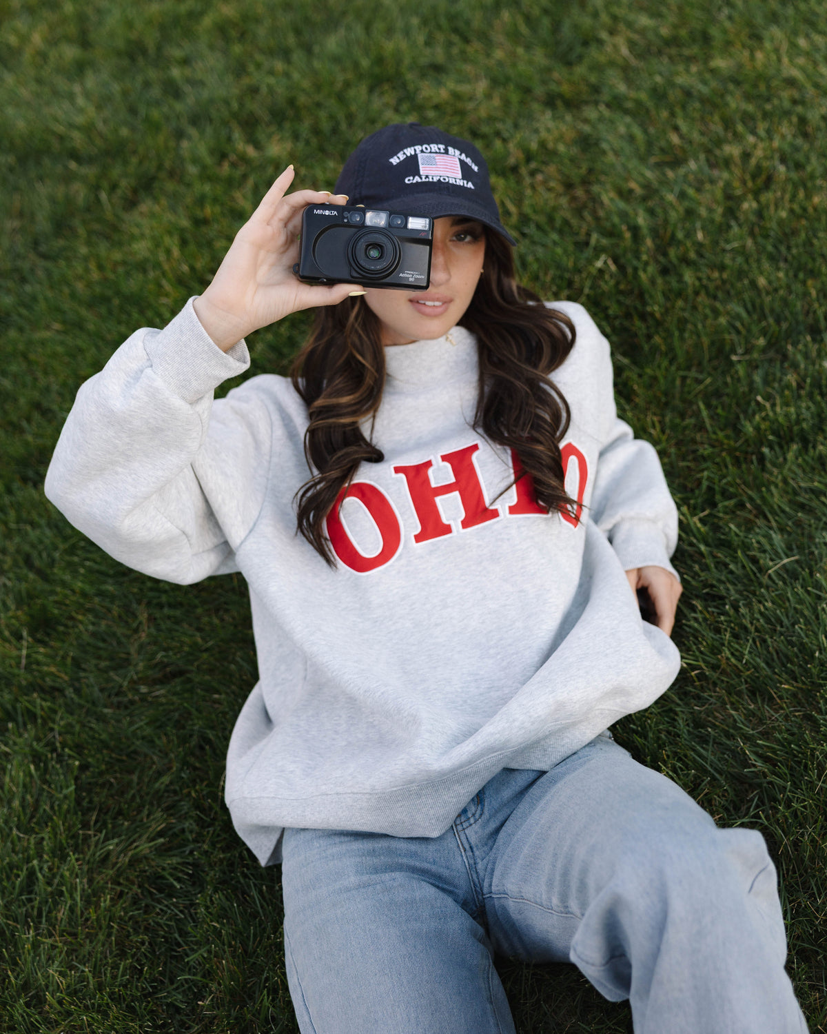 Core Mockneck - Heather Grey and Red