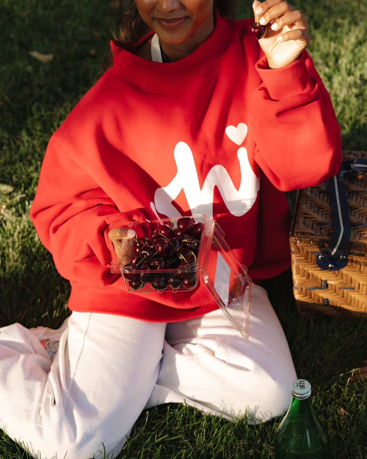 Signature Mockneck - Cherry & White